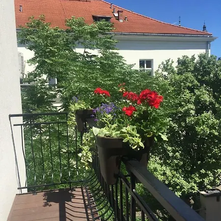 Kings Landing Apartamento